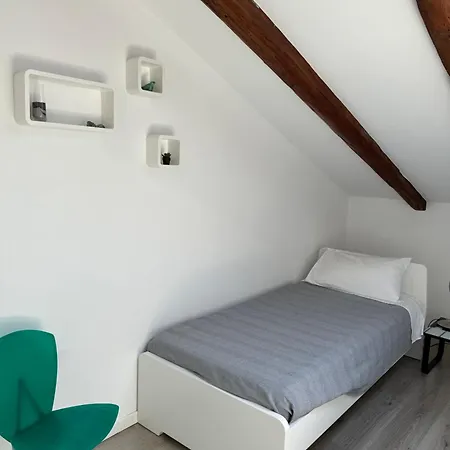 Casanico * 的里雅斯特