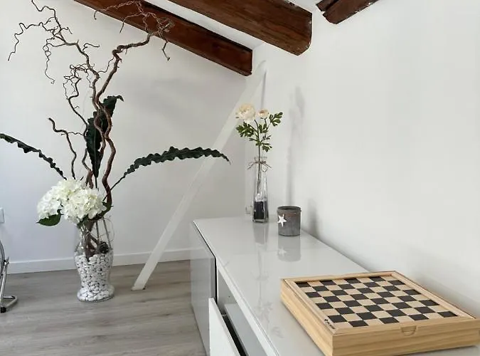 Casanico Apartment *